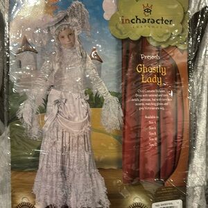 Ghostly Lady Halloween Costume